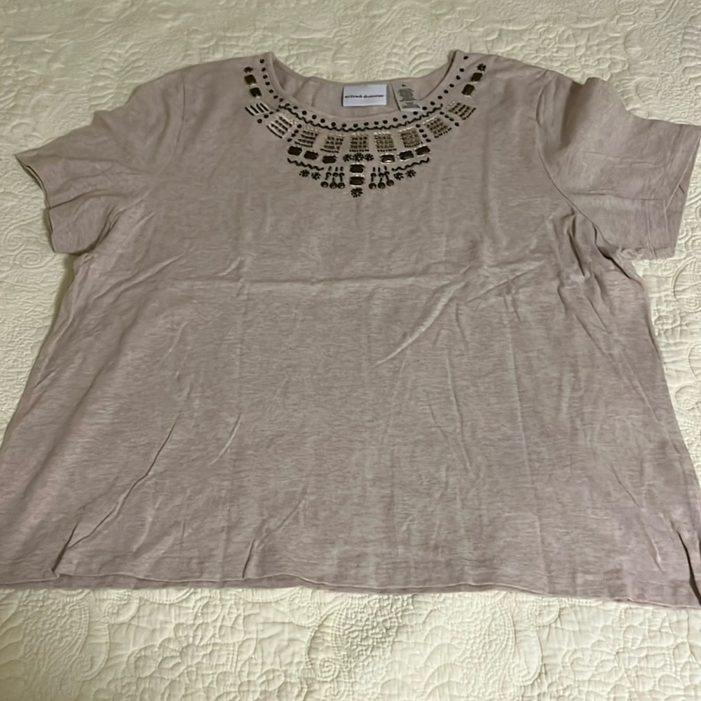 👚2/$15, 3/$18, 4/$20👚 Alfred Dunner Top